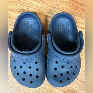 Children’s Crocs size  6